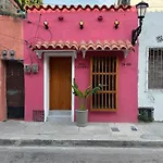 Hostal Casa Rosa